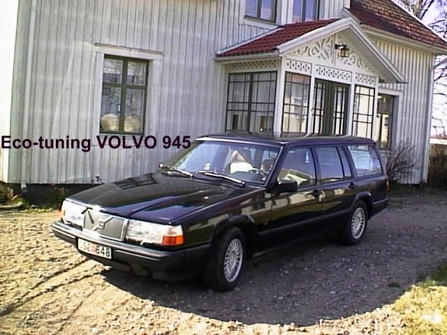 volvo-945.JPG (62908 bytes)